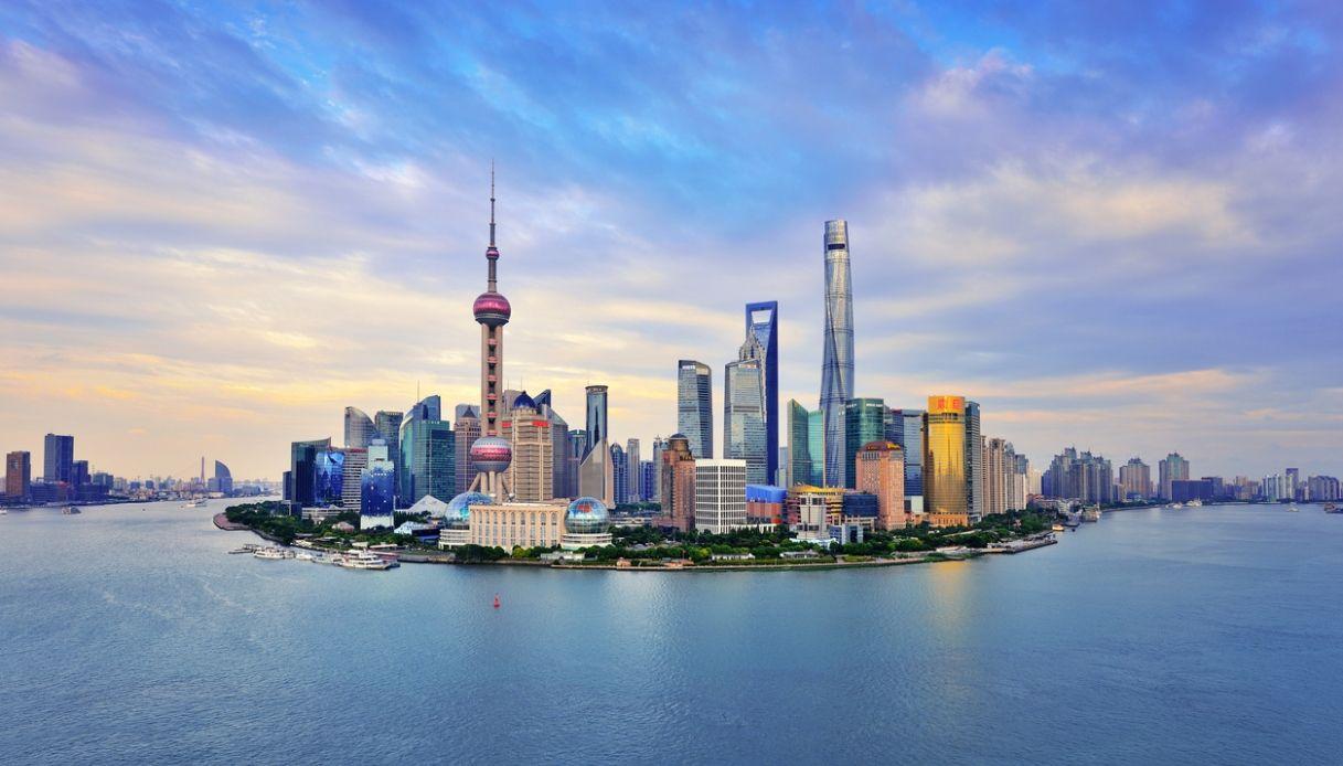 Powli Rean Aires: Ore, Cina Airline in Oriente