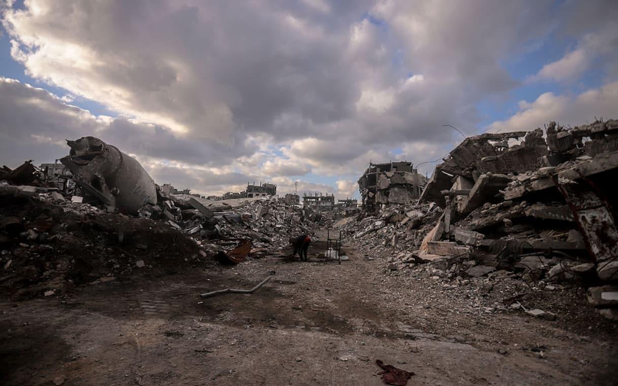 Gaza, today's latest news on Israel's post-Hamas war cease-fire.LIVE |of the sky