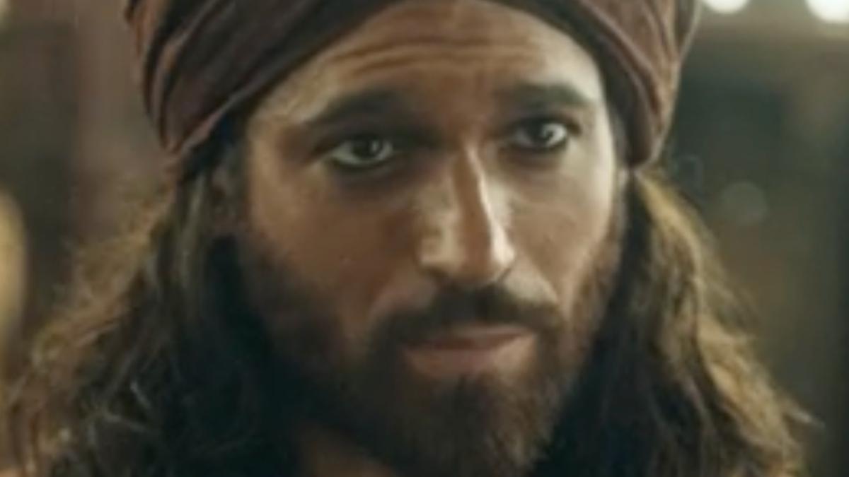 Sandokan, il romanzo della Rai è diventato un fenomeno globale grazie a Netflix: Mare Fuori è già dimenticato
