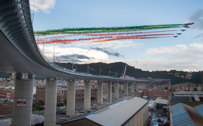 Ponte di Genova, il San Giorgio aperto al traffico.  Concerto di corno